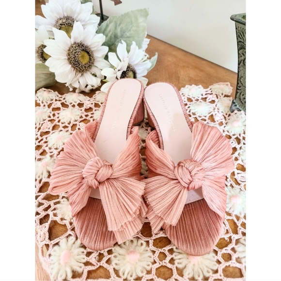 Loeffler Randall Emilia bow heel